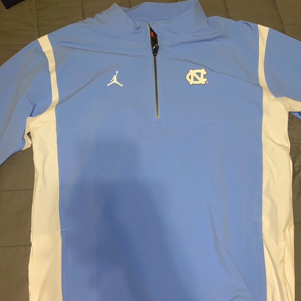 NWT Jordan North Carolina Pullover